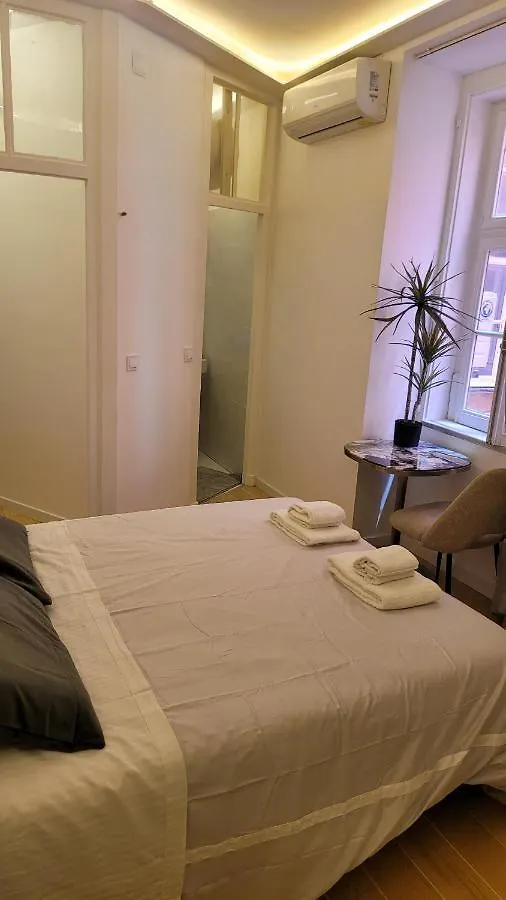 Tiny Studio Rosa - Bairro Alto Lizbona Portugalia